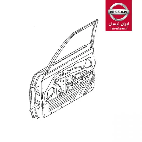 در جلو پاترول راست نیسان موتور